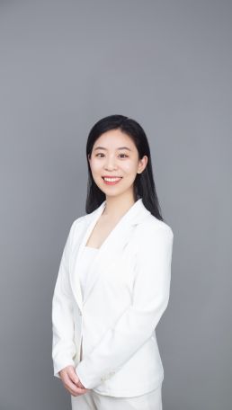 <p>1.国家二级心理咨询师</p><p>2.慧好育心咨询师团队核心成员</p><p>3.12年咨询经验</p><p>4.个人咨询2000+小时</p>